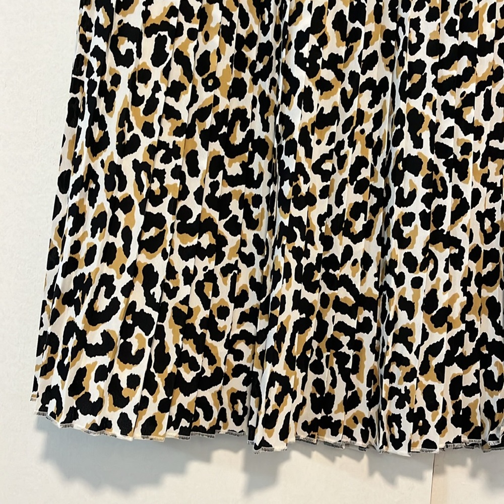 J crew pleated skirt - Picture 2 of 5